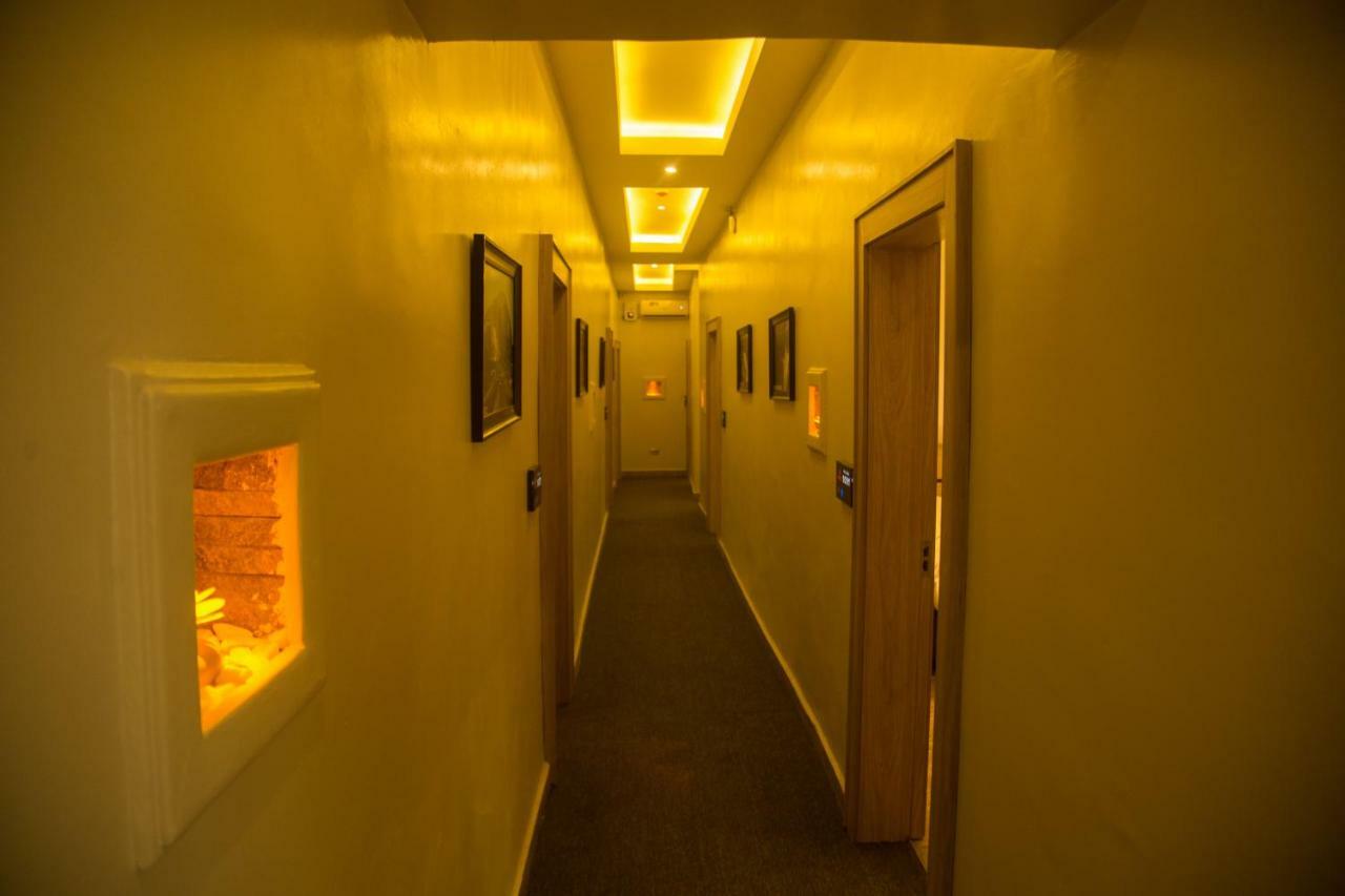 Moz One Executive Guest Rooms Agadez Mobushipe Exterior foto